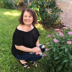 Meet your Posher, Andrea